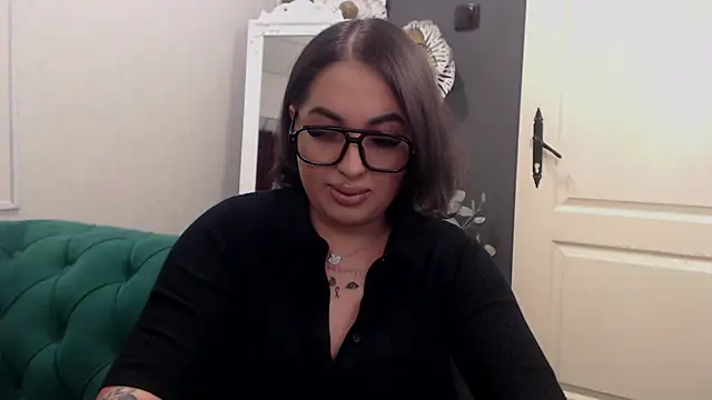Snapshot of BustyAllyy chatting on 28, 4, 2026 BustyAllyy online show from 28, 4, 2026