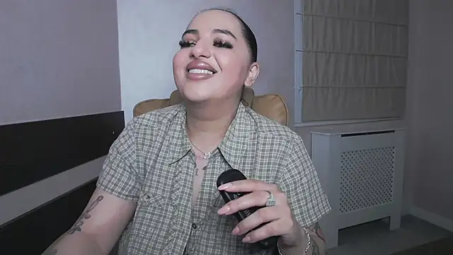 Snapshot of BustyAllyy chatting on 21, 6, 2026 BustyAllyy online show from 21, 6, 2026