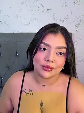 Snapshot of Brhiana_Williamms chatting on 19, 6, 2026 Brhiana Williamms online show from 19, 6, 2026