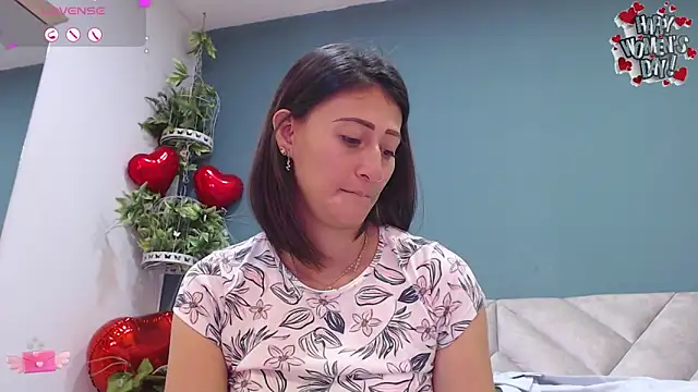 Snapshot of SharisWillian chatting on 7, 3, 2025 SharisWillian online show from 7, 3, 2025