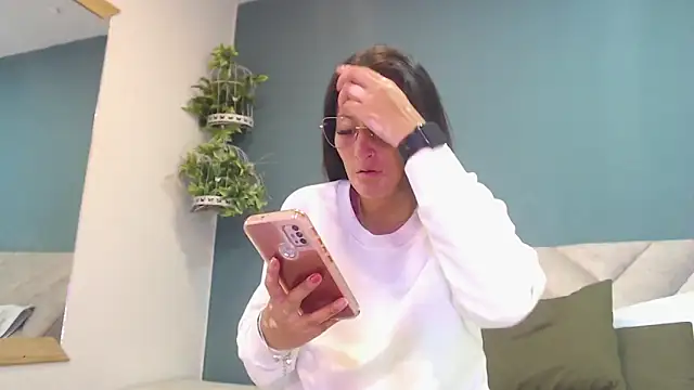 SharisWillian online show from 12, 11, 2025