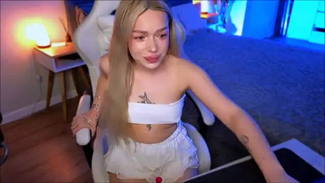 Lily Yin online show from 7, 2, 2026