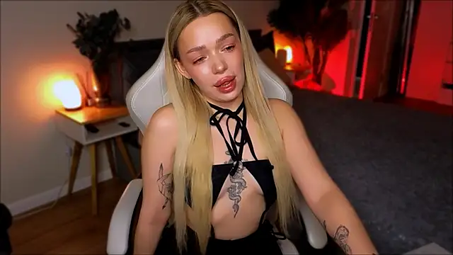 Lily Yin online show from 23, 2, 2026