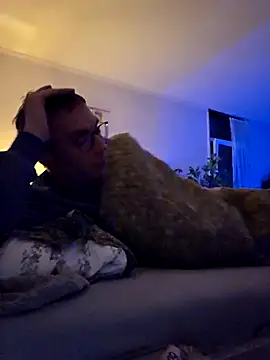 Snapshot of Schnubby1 chatting on 14, 3, 2025 Schnubby1 online show from 14, 3, 2025