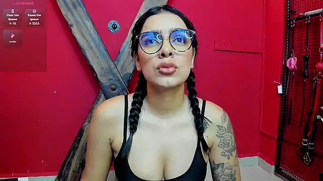 Snapshot of Foxy_Assh_ chatting on 23, 6, 2026 Foxy Assh online show from 23, 6, 2026