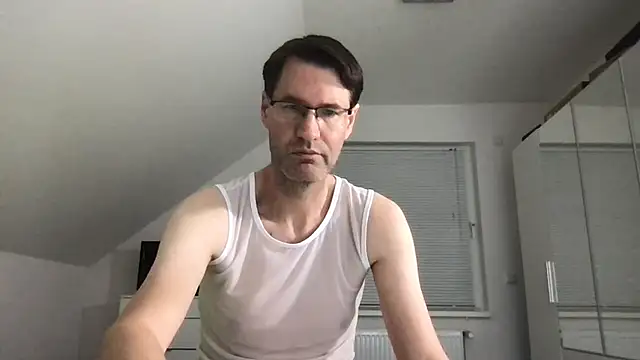 zxzx cam1 online show from 19, 10, 2025