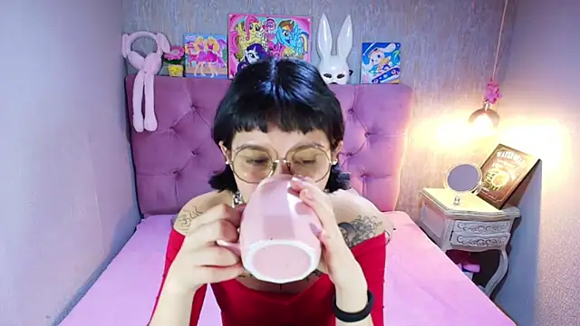 charlottemoonxz online show from 4, 3, 2026