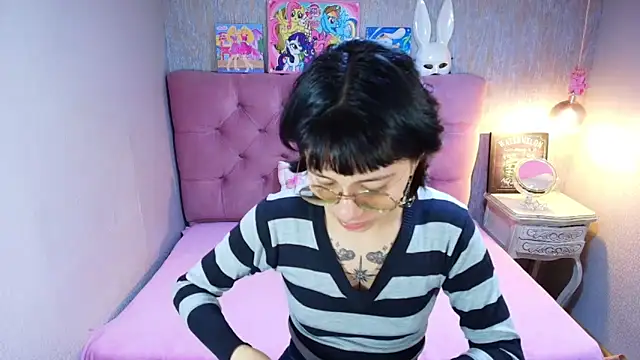 charlottemoonxz online show from 21, 3, 2026