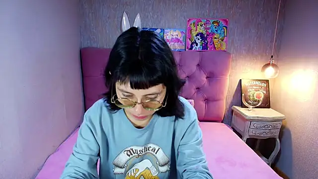 charlottemoonxz online show from 19, 7, 2026