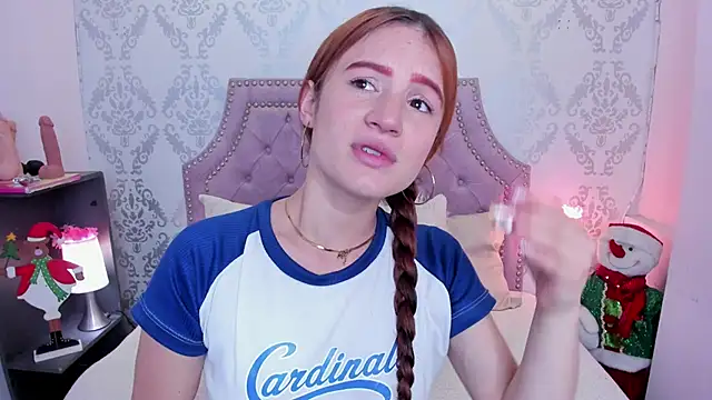 Snapshot of AdelaineBest chatting on 19, 12, 2024 AdelaineBest online show from 19, 12, 2024