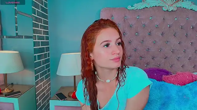 Snapshot of AdelaineBest chatting on 10, 9, 2025 AdelaineBest online show from 10, 9, 2025