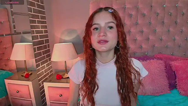 Snapshot of AdelaineBest chatting on 18, 10, 2025 AdelaineBest online show from 18, 10, 2025