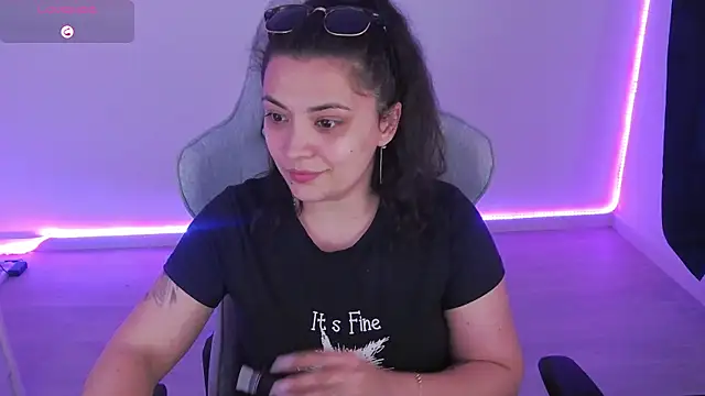 LuciaLoca online show from 12, 4, 2026