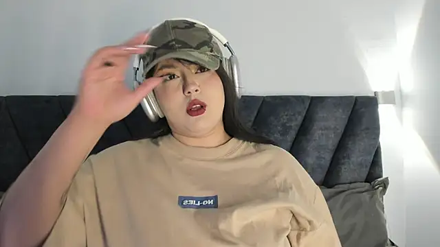 Karmilla Rosse online show from 9, 1, 2026