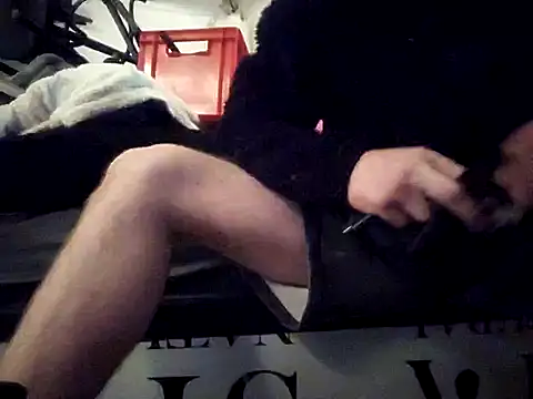 Snapshot of 0815lukas2024 chatting on 16, 12, 2024 0815lukas2024 online show from 16, 12, 2024