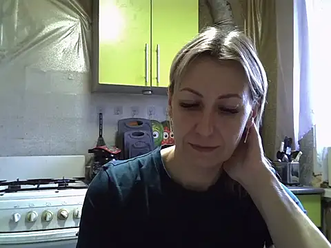 Snapshot of AshleyXHoney chatting on 24, 10, 2025 AshleyXHoney online show from 24, 10, 2025