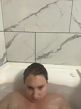 MilfyMrsRobinson online show from 1, 2, 2026