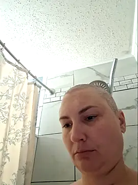 MilfyMrsRobinson online show from 29, 4, 2026