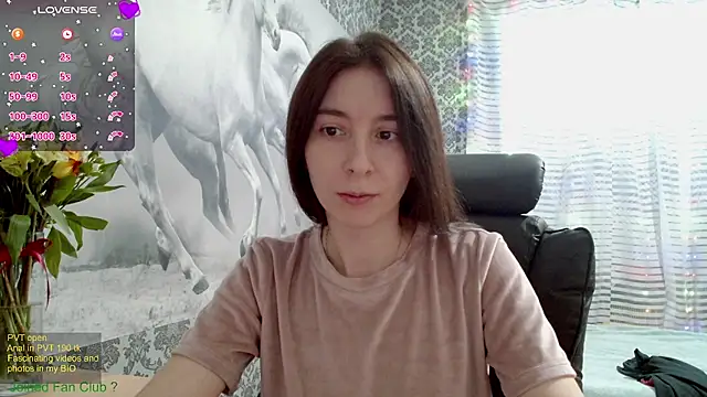 Snapshot of Wowpornoo chatting on 16, 2, 2025 Wowpornoo online show from 16, 2, 2025