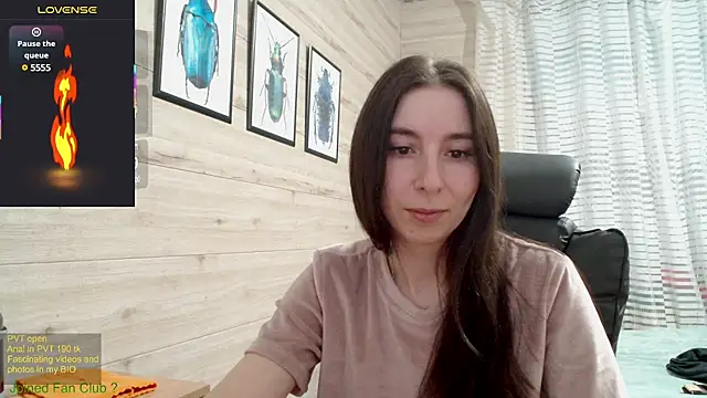 Snapshot of Wowpornoo chatting on 6, 3, 2025 Wowpornoo online show from 6, 3, 2025