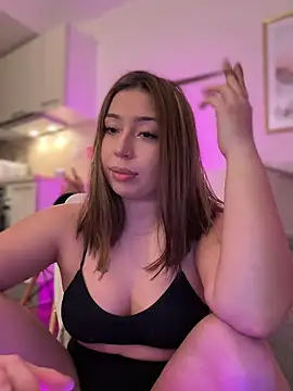 Snapshot of KimArts chatting on 23, 1, 2025 KimArts online show from 23, 1, 2025