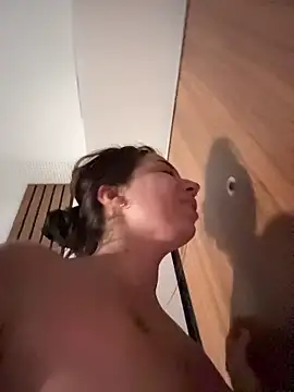 Snapshot of KimArts chatting on 14, 10, 2025 KimArts online show from 14, 10, 2025