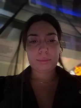 Snapshot of KimArts chatting on 24, 10, 2025 KimArts online show from 24, 10, 2025