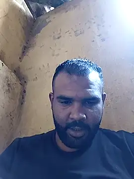 Snapshot of ListedLoin chatting on 5, 12, 2025 ListedLoin online show from 5, 12, 2025