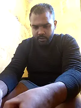 Snapshot of ListedLoin chatting on 15, 12, 2025 ListedLoin online show from 15, 12, 2025