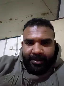 Snapshot of ListedLoin chatting on 1, 2, 2026 ListedLoin online show from 1, 2, 2026