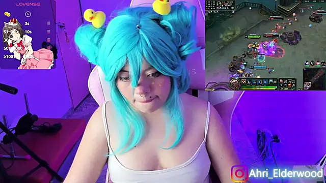 Snapshot of Ahri_Elderwood chatting on 9, 12, 2024 Ahri Elderwood online show from 9, 12, 2024