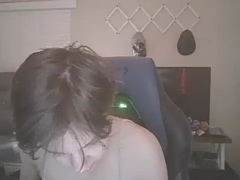 KaliSnow199623 online show from 19, 2, 2025