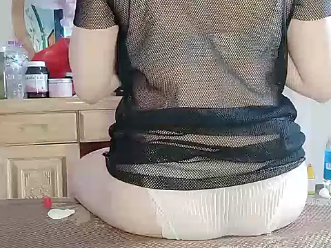 Pink cream online show from 6, 7, 2026