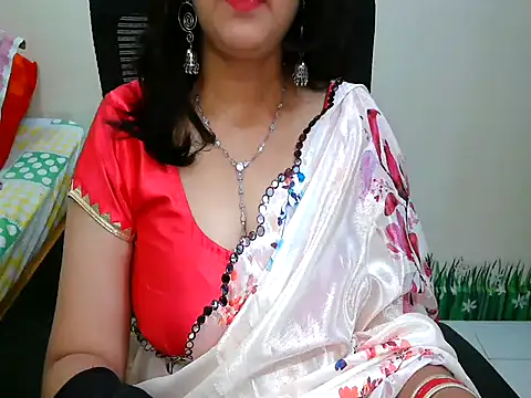 Inviting Aanya online show from 18, 10, 2025