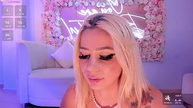 Snapshot of HannaConnor_ chatting on 26, 1, 2025 HannaConnor online show from 26, 1, 2025
