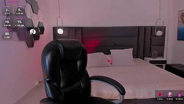 HannaConnor  online show from 14, 1, 2026