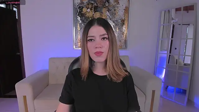 ViolettHansson online show from 19, 3, 2025