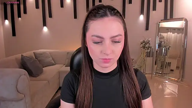 AliceHarper  online show from 6, 2, 2025