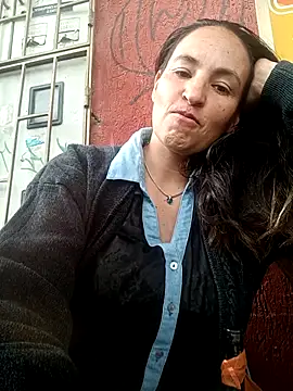 Snapshot of Divalive_28 chatting on 24, 10, 2025 Divalive 28 online show from 24, 10, 2025