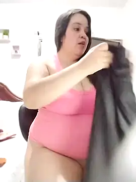 Snapshot of lunanataly chatting on 8, 2, 2025 lunanataly online show from 8, 2, 2025