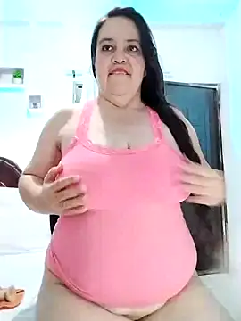 Snapshot of lunanataly chatting on 12, 2, 2025 lunanataly online show from 12, 2, 2025