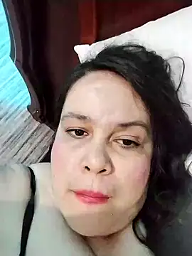 Snapshot of lunanataly chatting on 17, 2, 2025 lunanataly online show from 17, 2, 2025