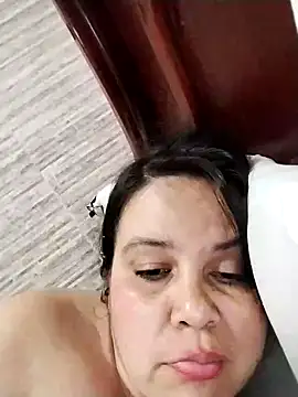 Snapshot of lunanataly chatting on 22, 2, 2025 lunanataly online show from 22, 2, 2025