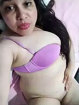 Snapshot of lunanataly chatting on 25, 2, 2025 lunanataly online show from 25, 2, 2025