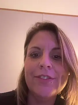 misssWet online show from 6, 3, 2026