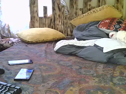 NATASHA LUCKY online show from 8, 3, 2025