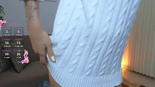 Snapshot of ScarlletFoxx chatting on 23, 10, 2025 ScarlletFoxx online show from 23, 10, 2025