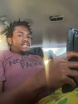 Snapshot of SlimeCrownzOut5 chatting on 20, 12, 2024 SlimeCrownzOut5 online show from 20, 12, 2024