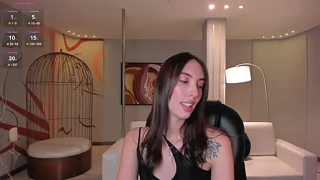 Snapshot of AnaisNin chatting on 3, 2, 2025 AnaisNin online show from 3, 2, 2025