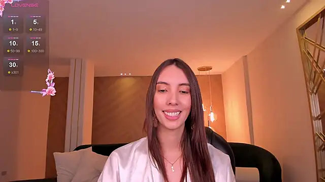 Snapshot of AnaisNin chatting on 24, 2, 2025 AnaisNin online show from 24, 2, 2025